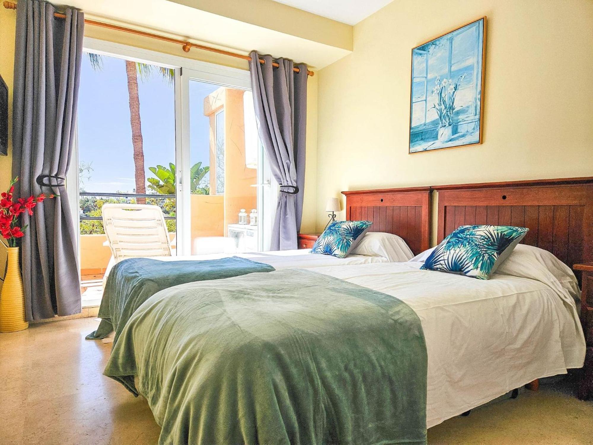 1 Bed In Los Lagos De Santa Maria, Elviria Marbellac Extérieur photo