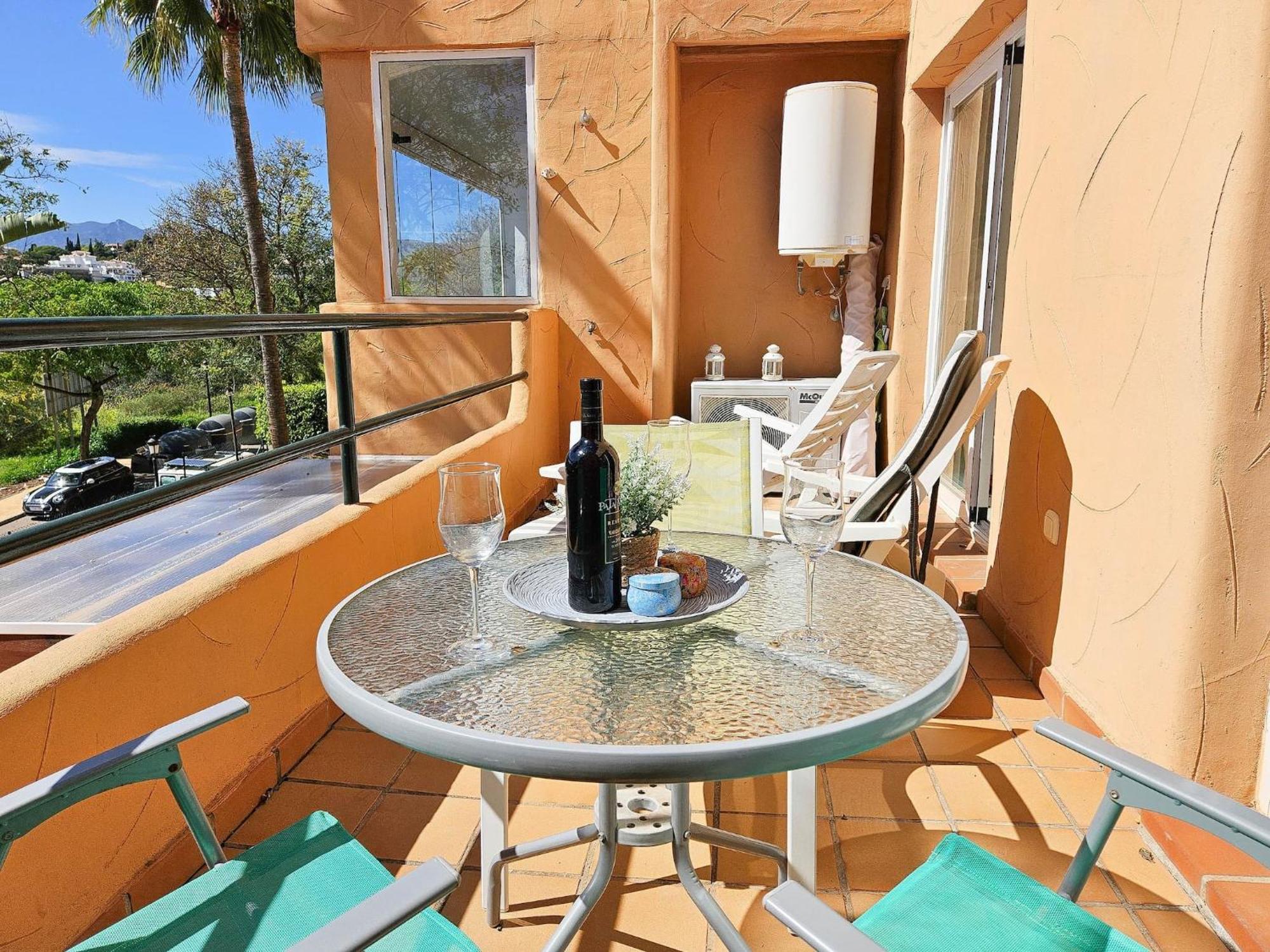 1 Bed In Los Lagos De Santa Maria, Elviria Marbellac Extérieur photo